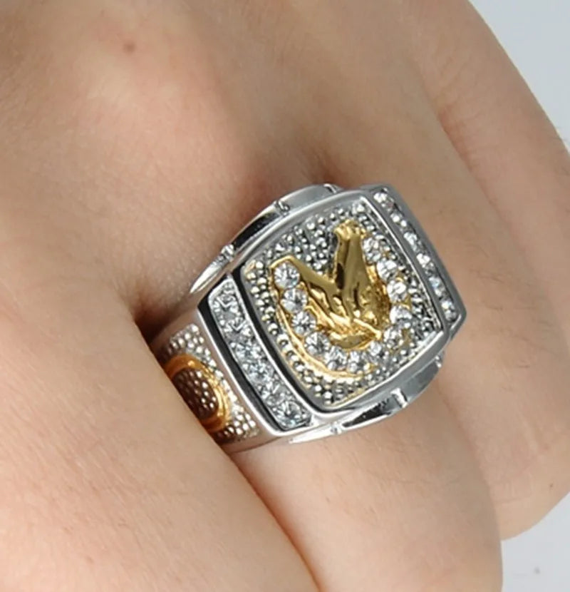 Fashion Zircon Inlaid Gold Plated Ring - Punk Animal Design Men's Cocktail