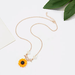 Cute Sunflower Necklace - Cheerful Floral Pendant Jewelry