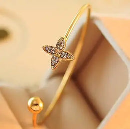 High-End Camellia Rhinestone Bracelet - Geometric Gold Fashion Bangle