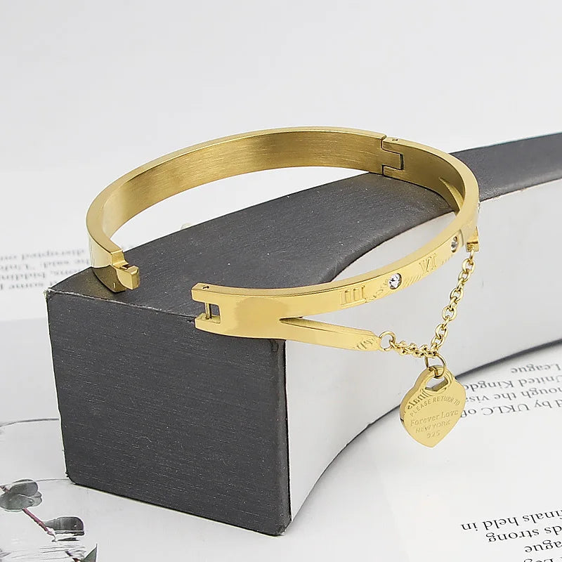 Forever Love Heart Bracelet - Stainless Steel Romantic Jewelry