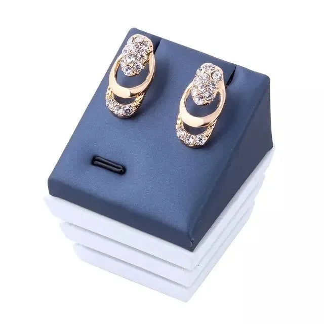 Luxury 4-Piece Classic Jewelry Set - Necklace, Earrings, Ring & Bracelet