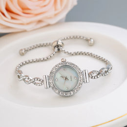Women's Feather Bracelet Watch - Elegant Fashion Timepiece