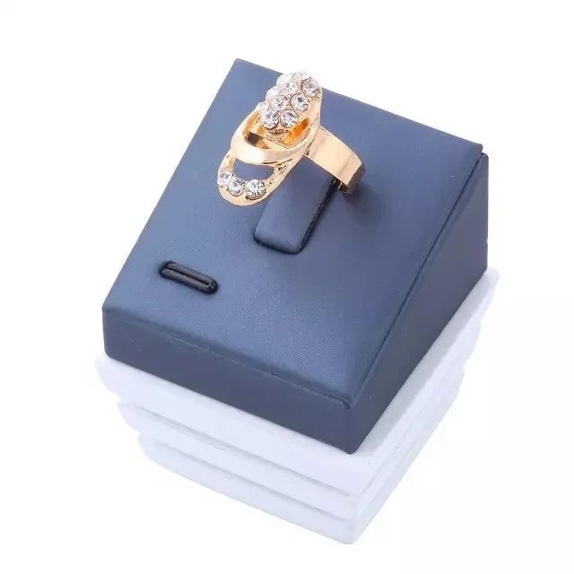 Luxury 4-Piece Classic Jewelry Set - Necklace, Earrings, Ring & Bracelet