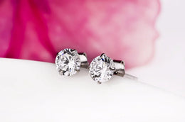 925 Sterling Silver Zircon Studs - Classic Sparkle Earrings