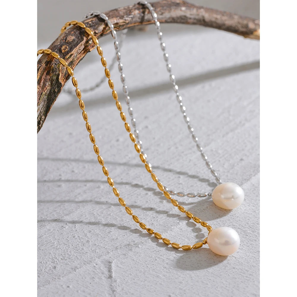 Natural Pearl Beads Necklace - Chic Gold-Plated Statement Jewelry