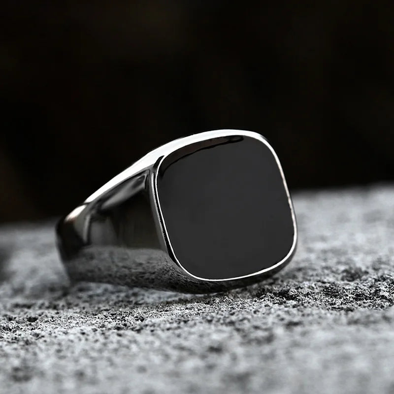 Classic Retro Black Ring - Vintage Dark Statement Jewelry