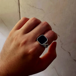 Classic Retro Black Ring - Vintage Dark Statement Jewelry