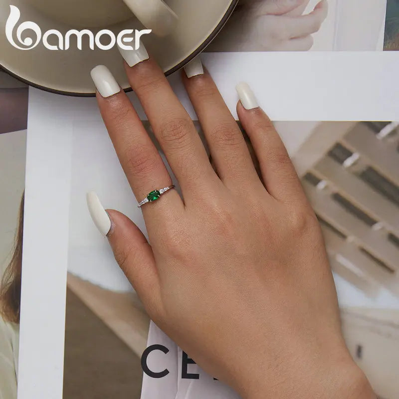 925 Sterling Silver Simple Green Gemstone Ring - Geometric Zircon Design